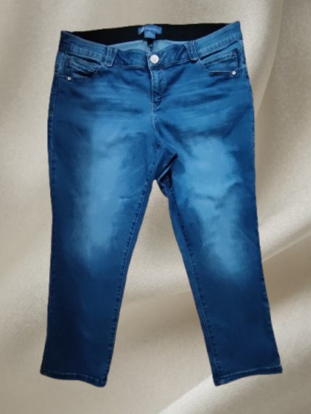 Democracy Women's Ankle Crop Jeans in Blue Wash